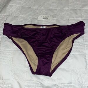 NWT Jcrew mulberry-like purple rouched bikini bottom, medium! 👙 classic Jcrew!